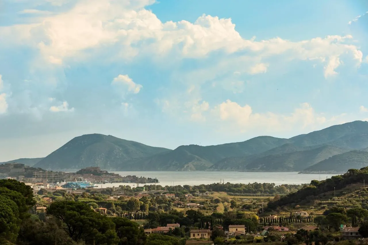 Villetta San Martino Портоферрайо 0*,